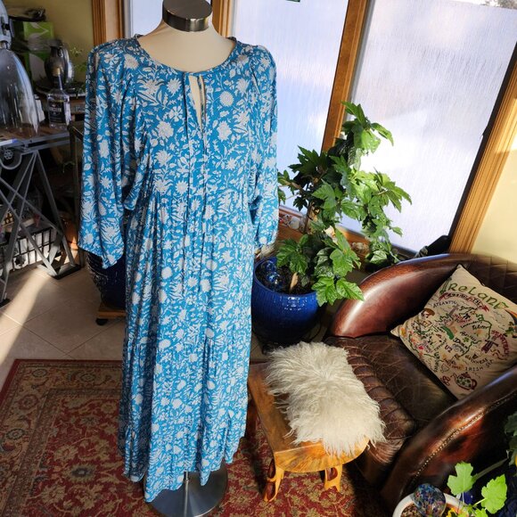 25152 Beautiful Turquoise 3 Tier maxi dress 3/4 Sleeve - Picture 6 of 12